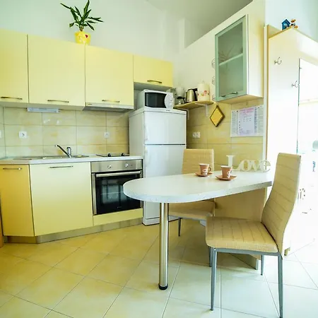 Apartamento Dirsi Trogir